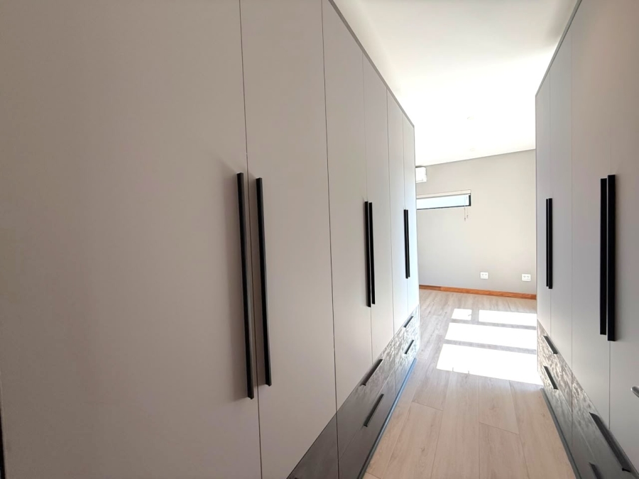 To Let 3 Bedroom Property for Rent in Wild Olive Estate Free State